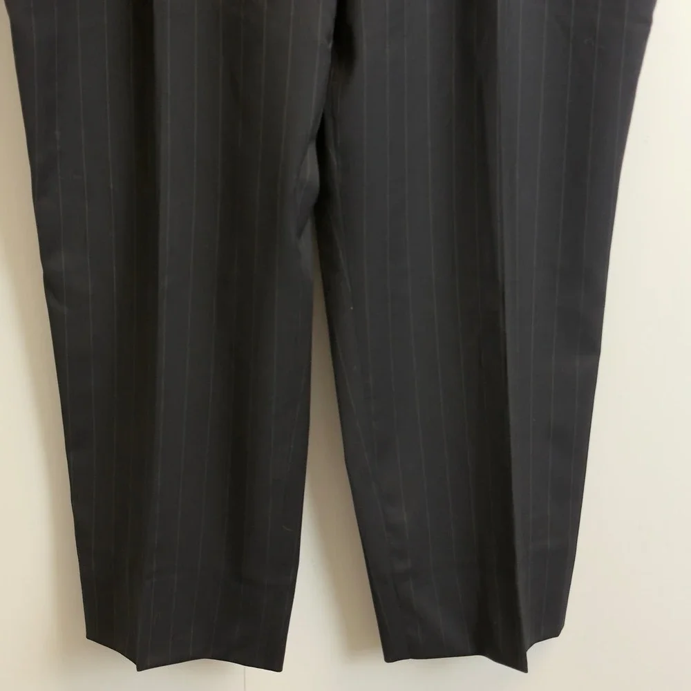 Jos A Bank Signature Collection Mens 46S Navy Pinstripe‎ Wool Suit Gordon 40X28
